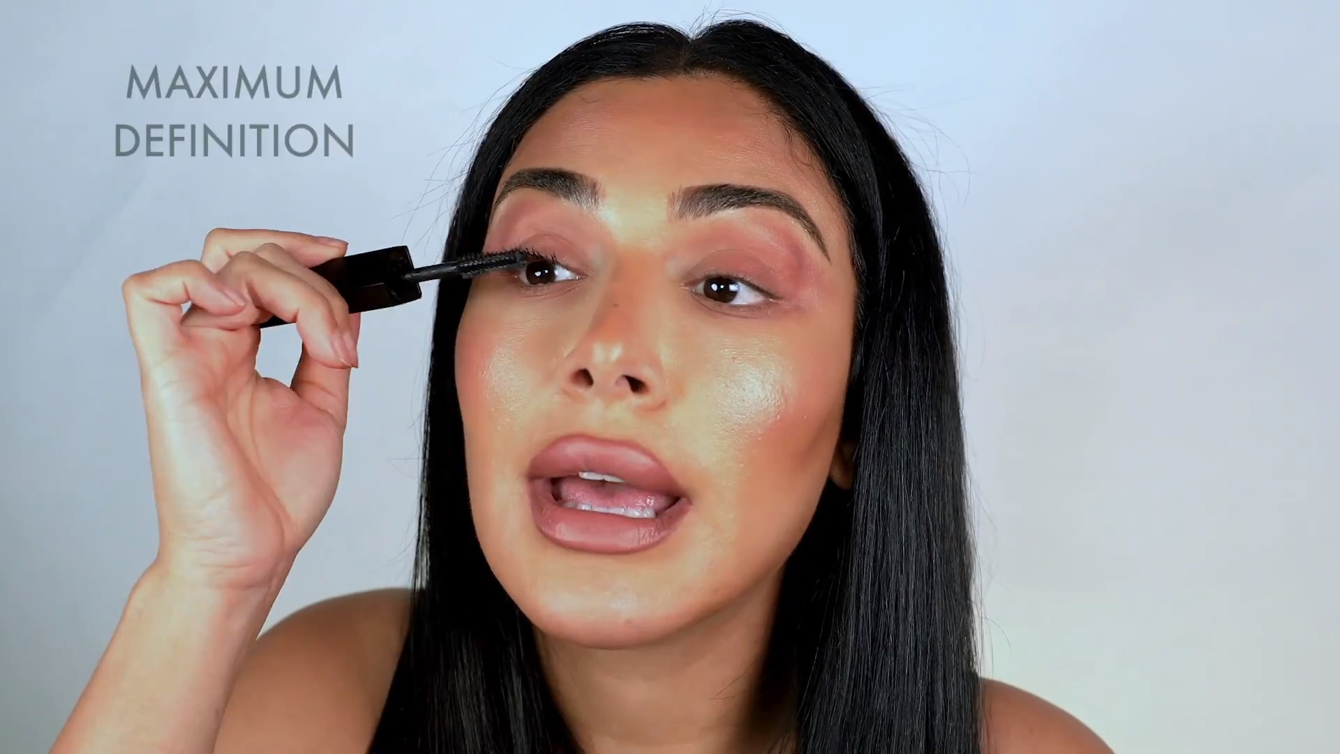 LEGIT LASHES DoubleEnded Volumizing and Lengthening Mascara HUDA